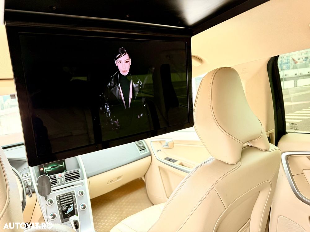 Volvo XC 60 D3 Inscription - 8