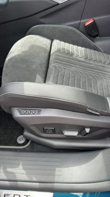 Peugeot 3008 1.2 PureTech mHEV GT E-DCS6 - 5