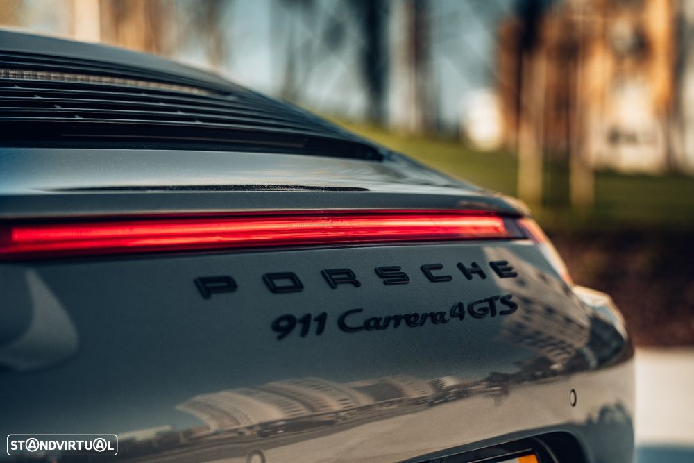 Porsche 911 (991) Carrera 4 GTS PDK - 31