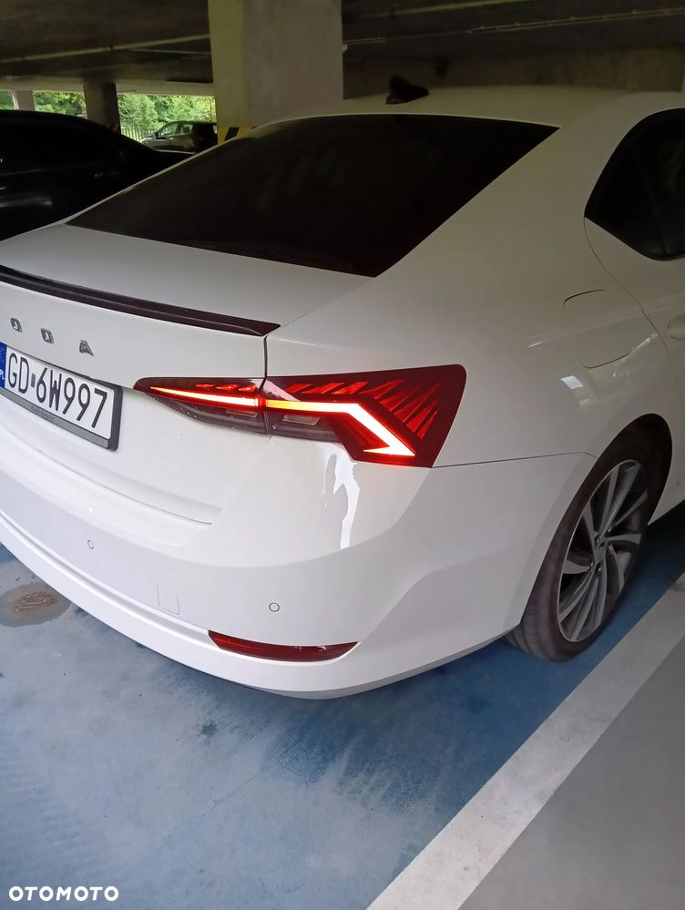 Skoda Octavia 2.0 TDI SCR Style DSG - 7