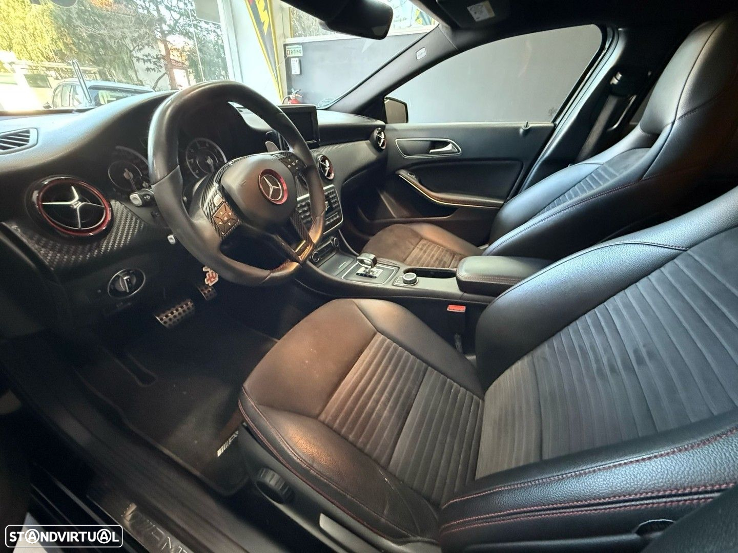 Mercedes-Benz A 45 AMG 4-Matic - 10