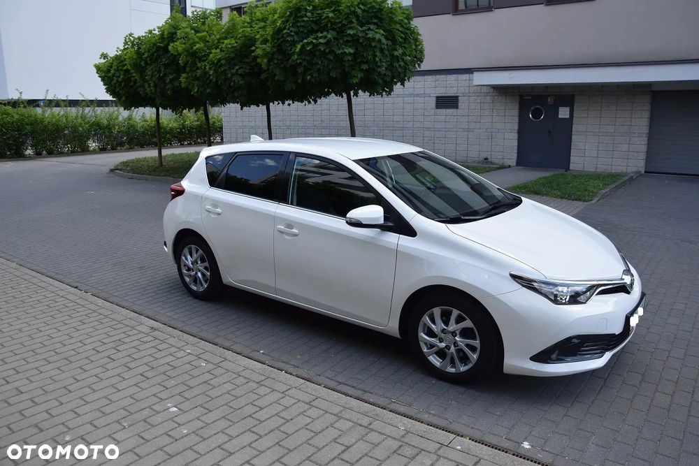 Toyota Auris 1.33 VVT-i Premium - 4