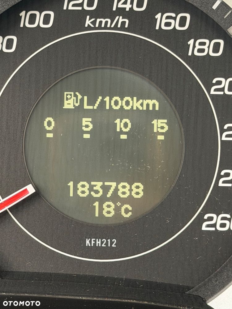 Honda Accord 2.0 Elegance - 24