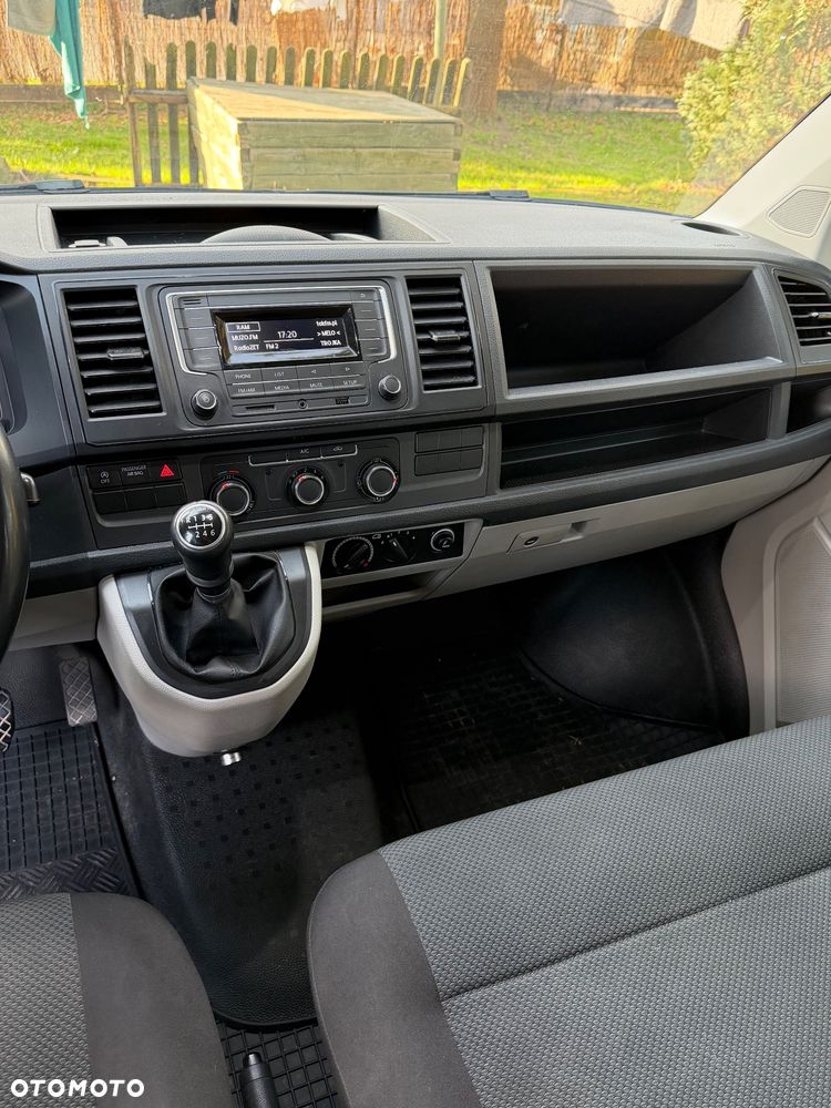 Volkswagen Transporter - 8