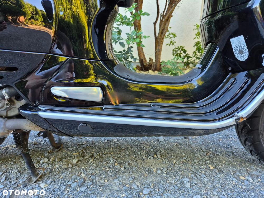Vespa GTS - 23