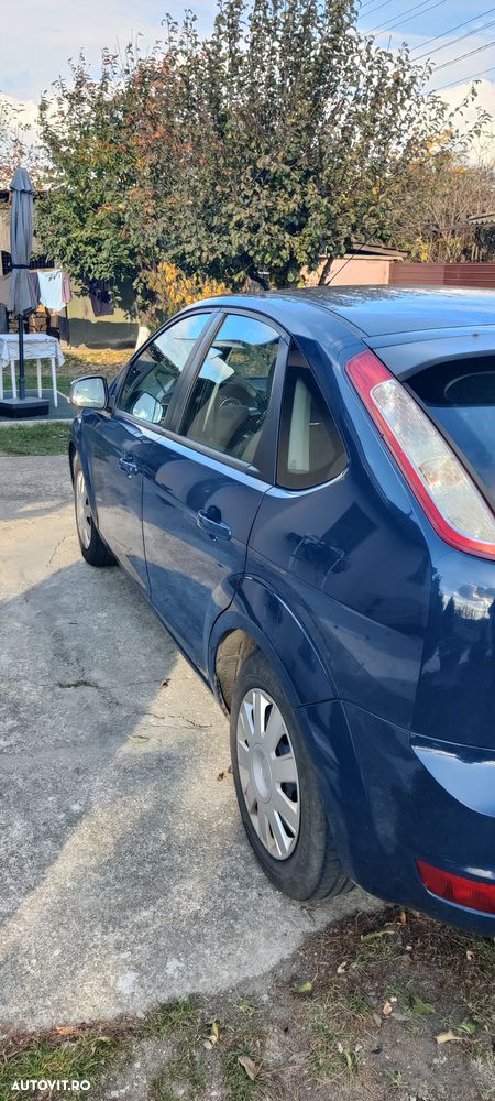 Ford Focus 1.6 TDCi Trend - 6