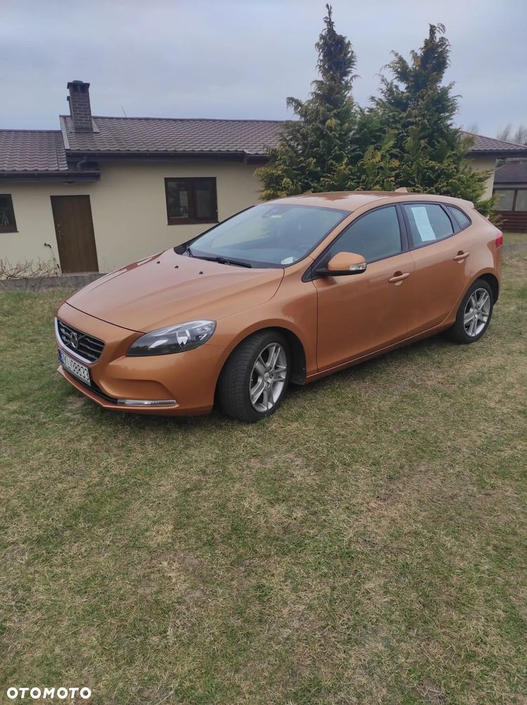 Volvo V40 D2 Base - 1