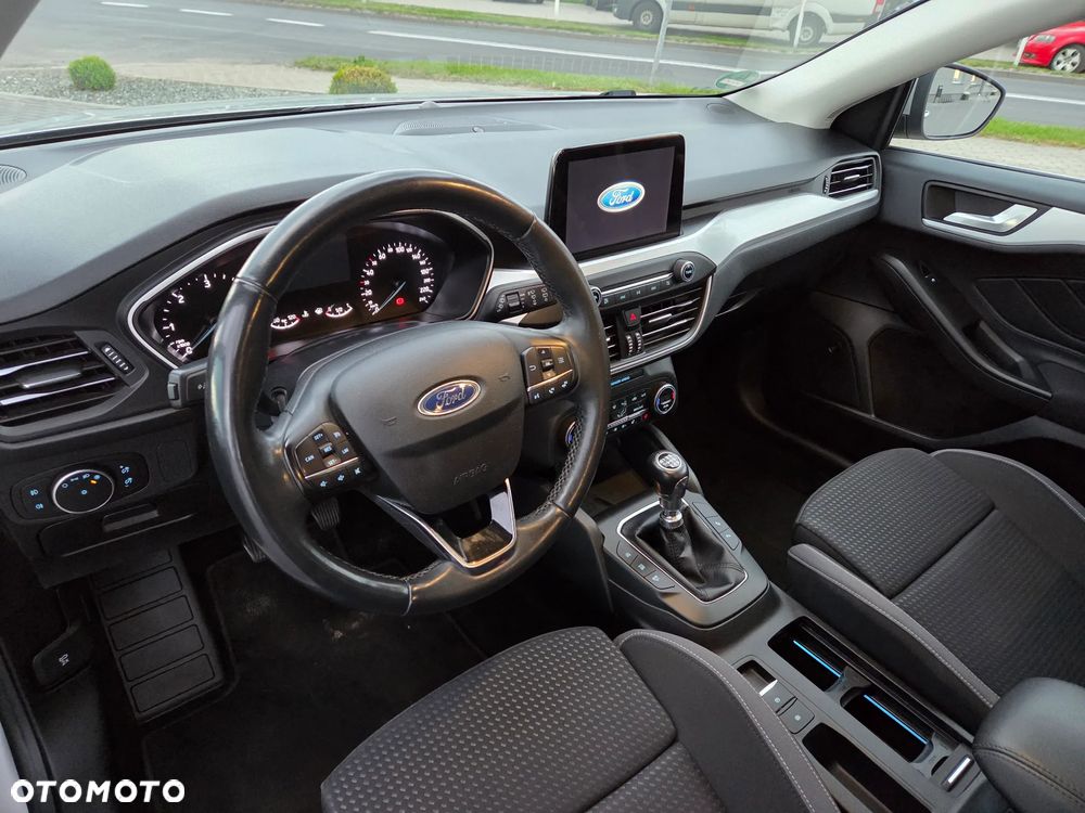 Ford Focus - 16
