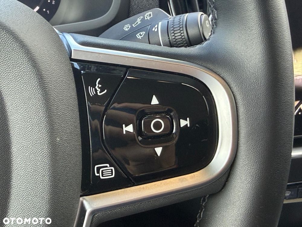 Volvo XC 90 - 13