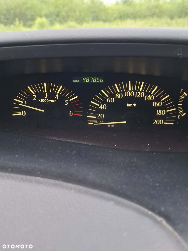 Toyota Previa 2.0 D-4D Luna - 8