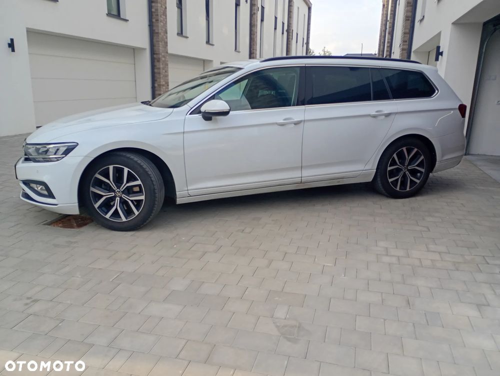 Volkswagen Passat 1.5 TSI EVO Business - 8
