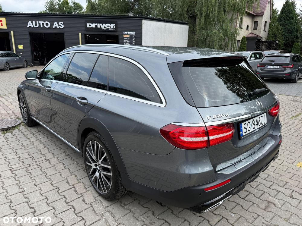Mercedes-Benz Klasa E 220 d 4-Matic All-Terrain - 30