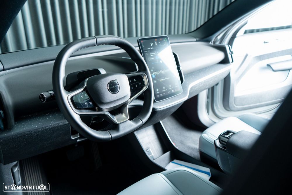 Volvo EX30 Twin Motor Performance AWD Ultra - 22
