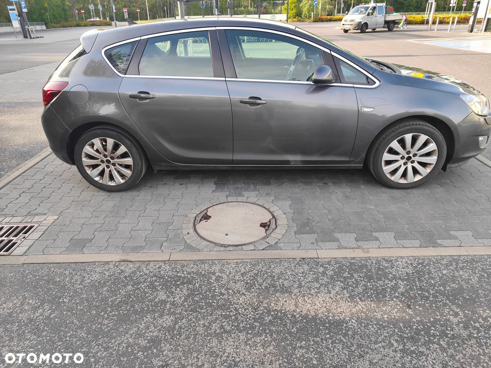 Opel Astra 1.4 T Cosmo - 20
