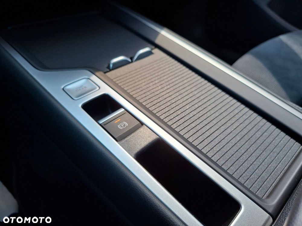 Volkswagen Passat - 19