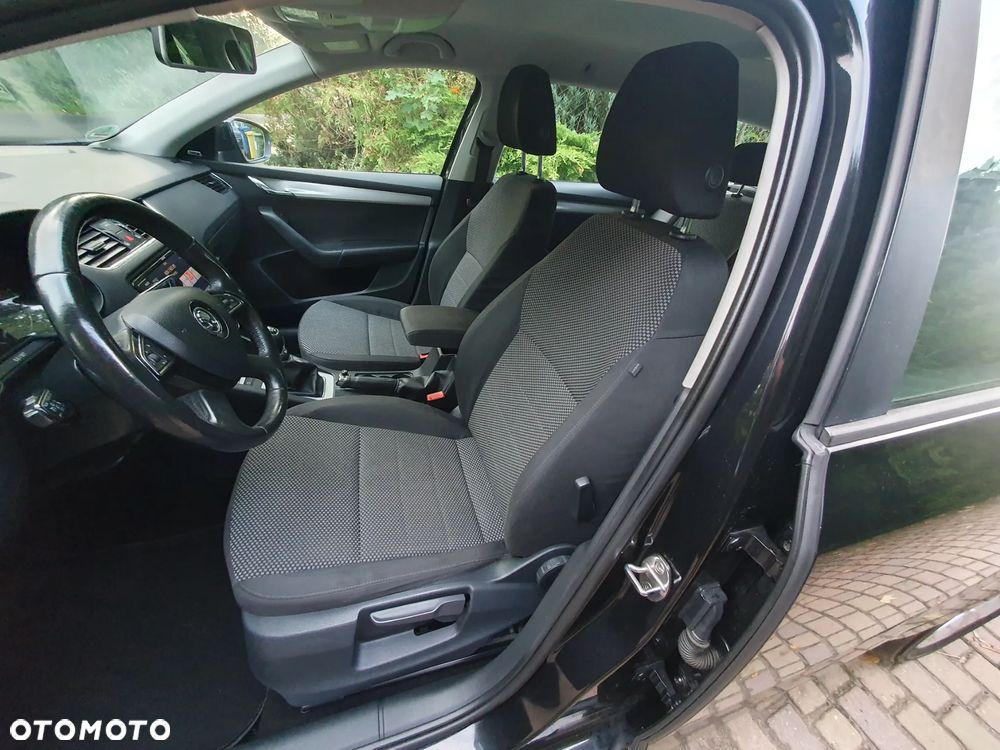 Skoda Octavia 2.0 TDI Green tec Elegance - 10