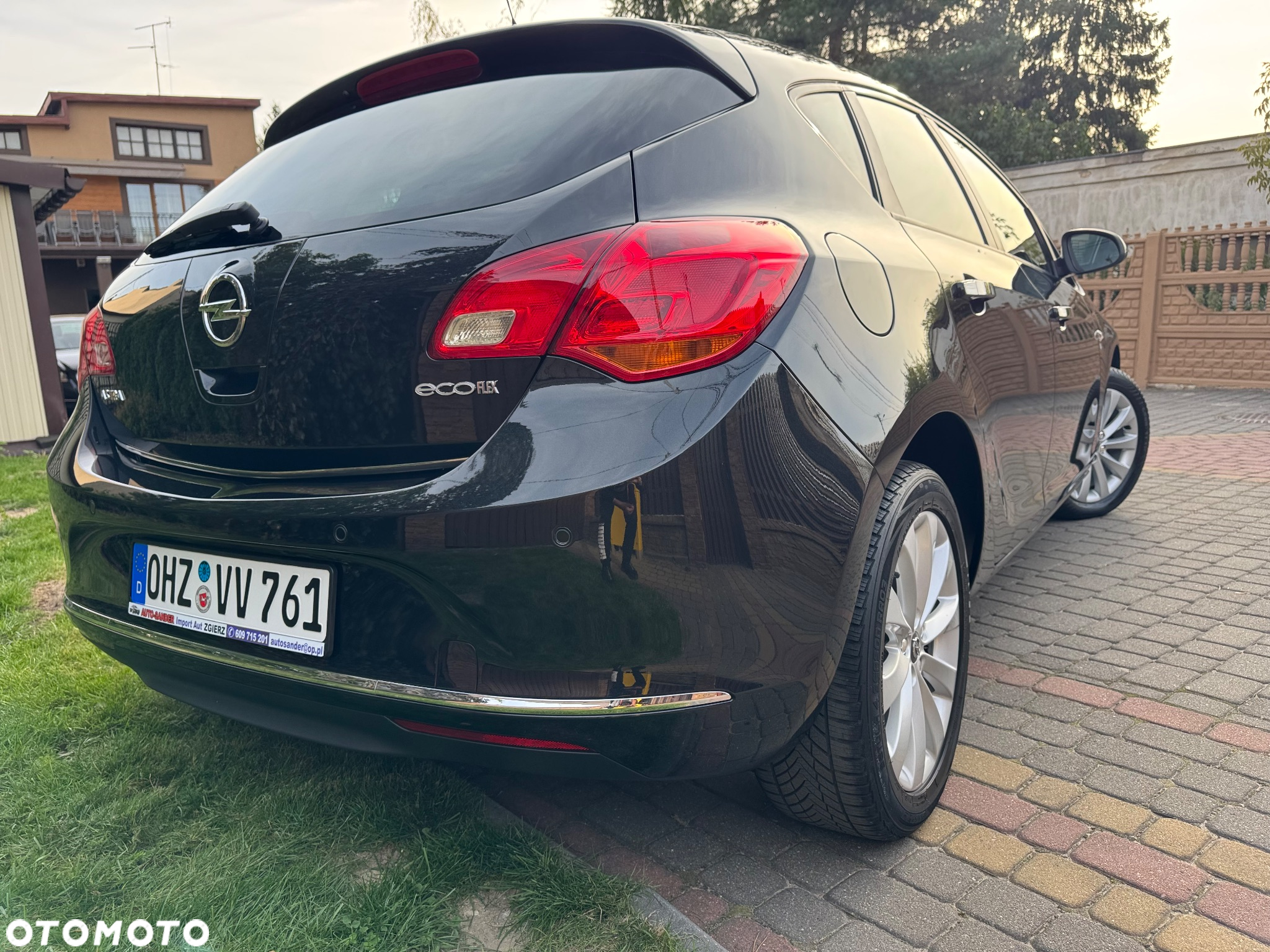Opel Astra 1.4 150 Jahre - 20