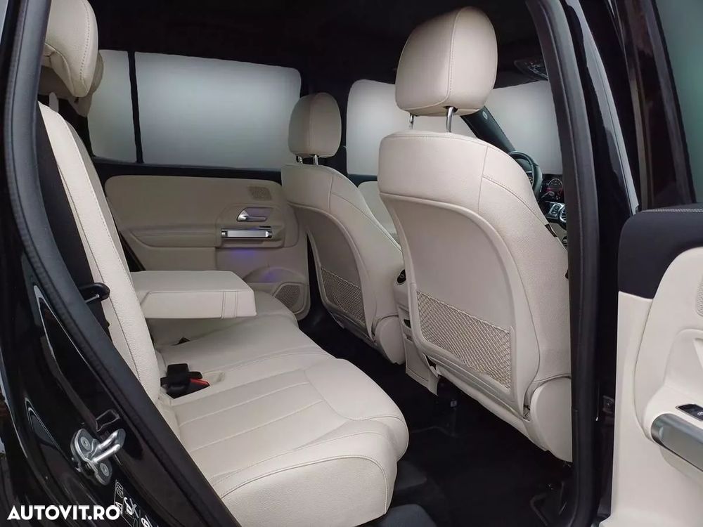 Mercedes-Benz GLB - 16