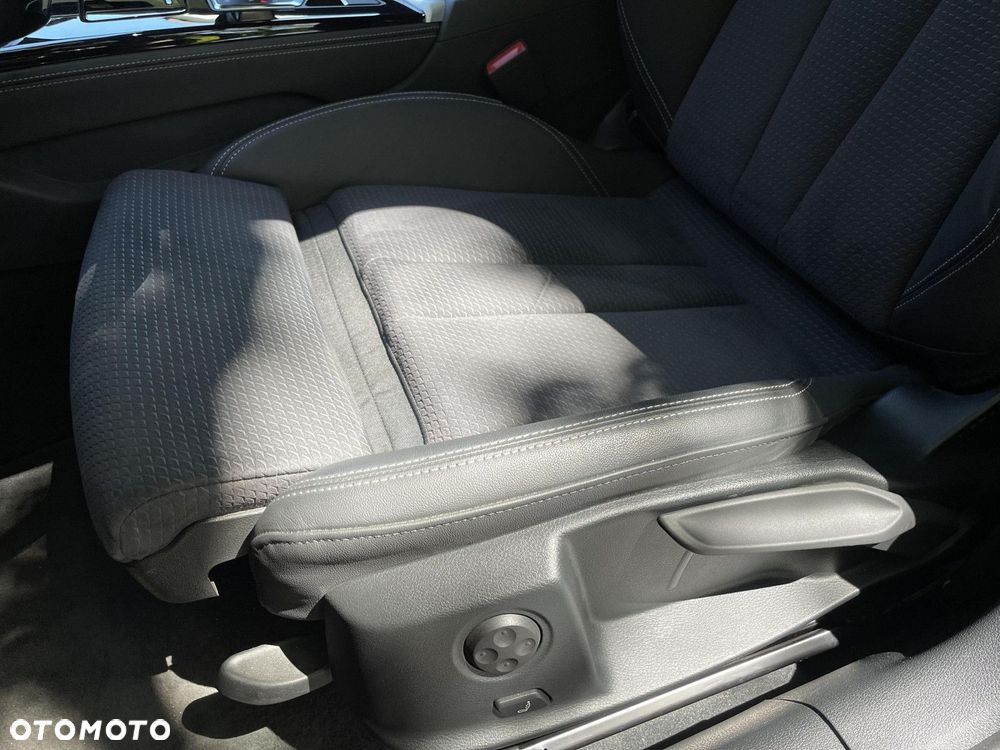 Audi A4 Limousine - 15