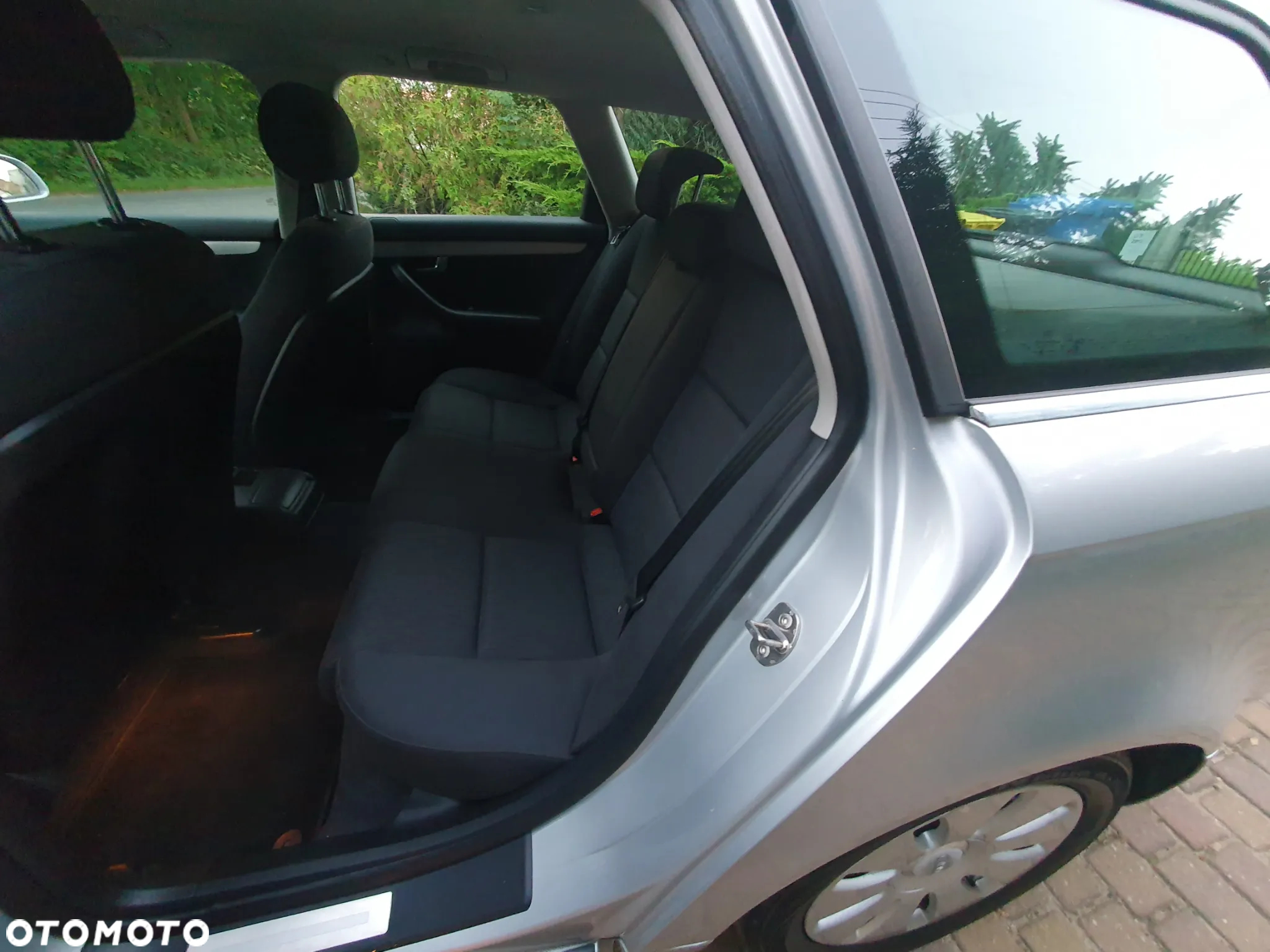 Audi A4 Avant 2.0 TDI - 11