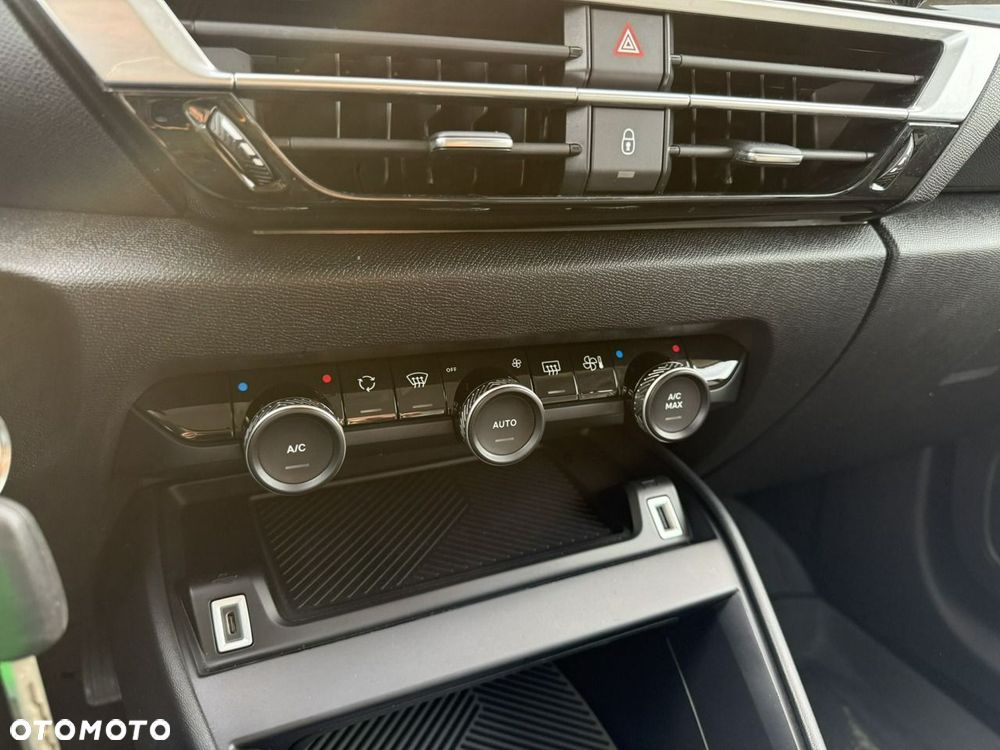 Citroën C4 1.5 BlueHDi Live Pack S&S - 19