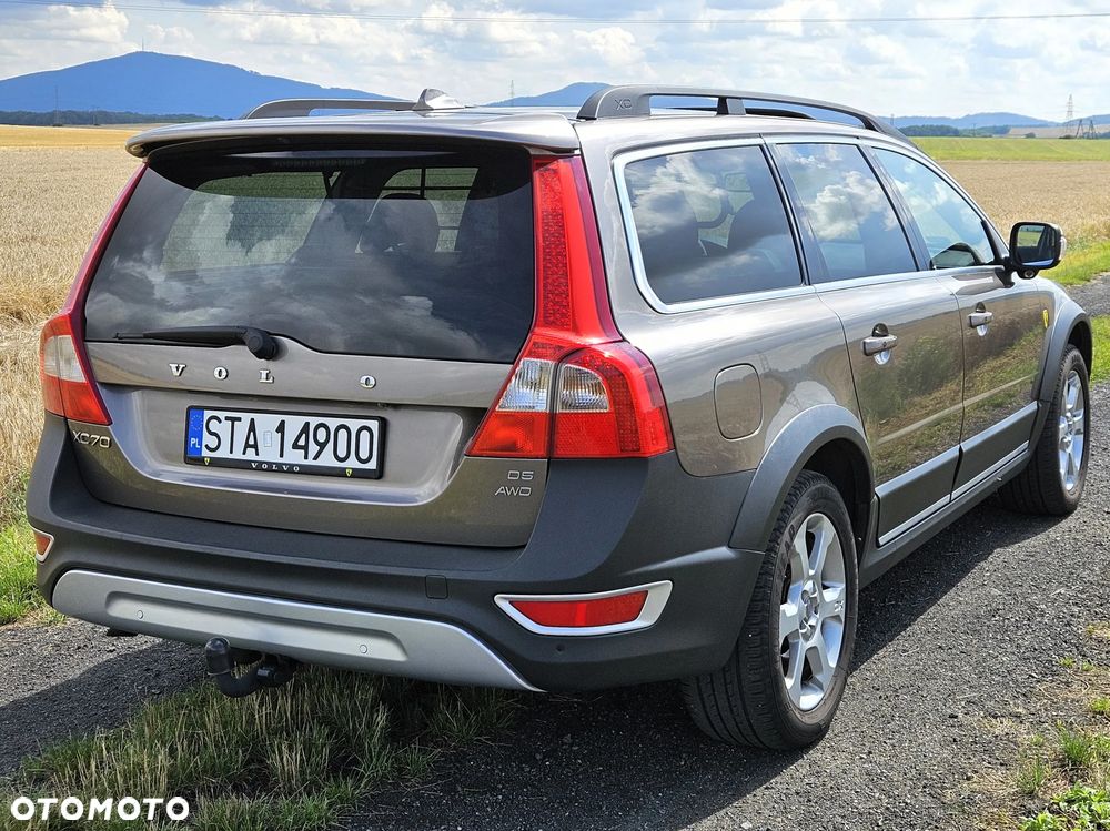 Volvo XC 70 - 4
