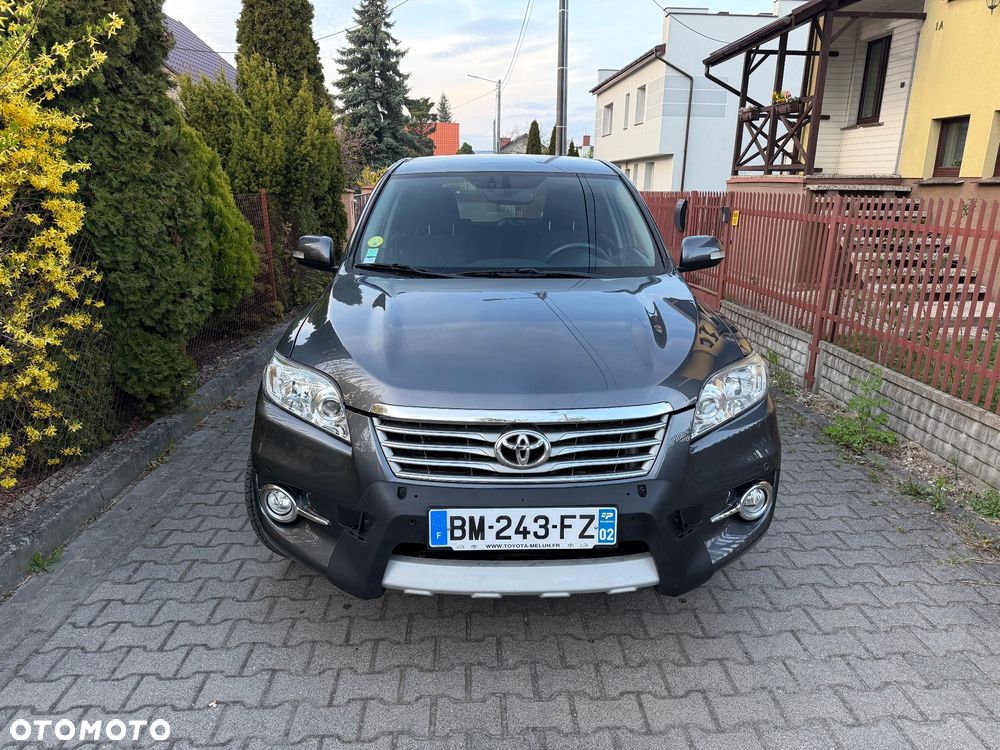 Toyota RAV4 2.2 D-4D 4x4 Automatik Life - 2