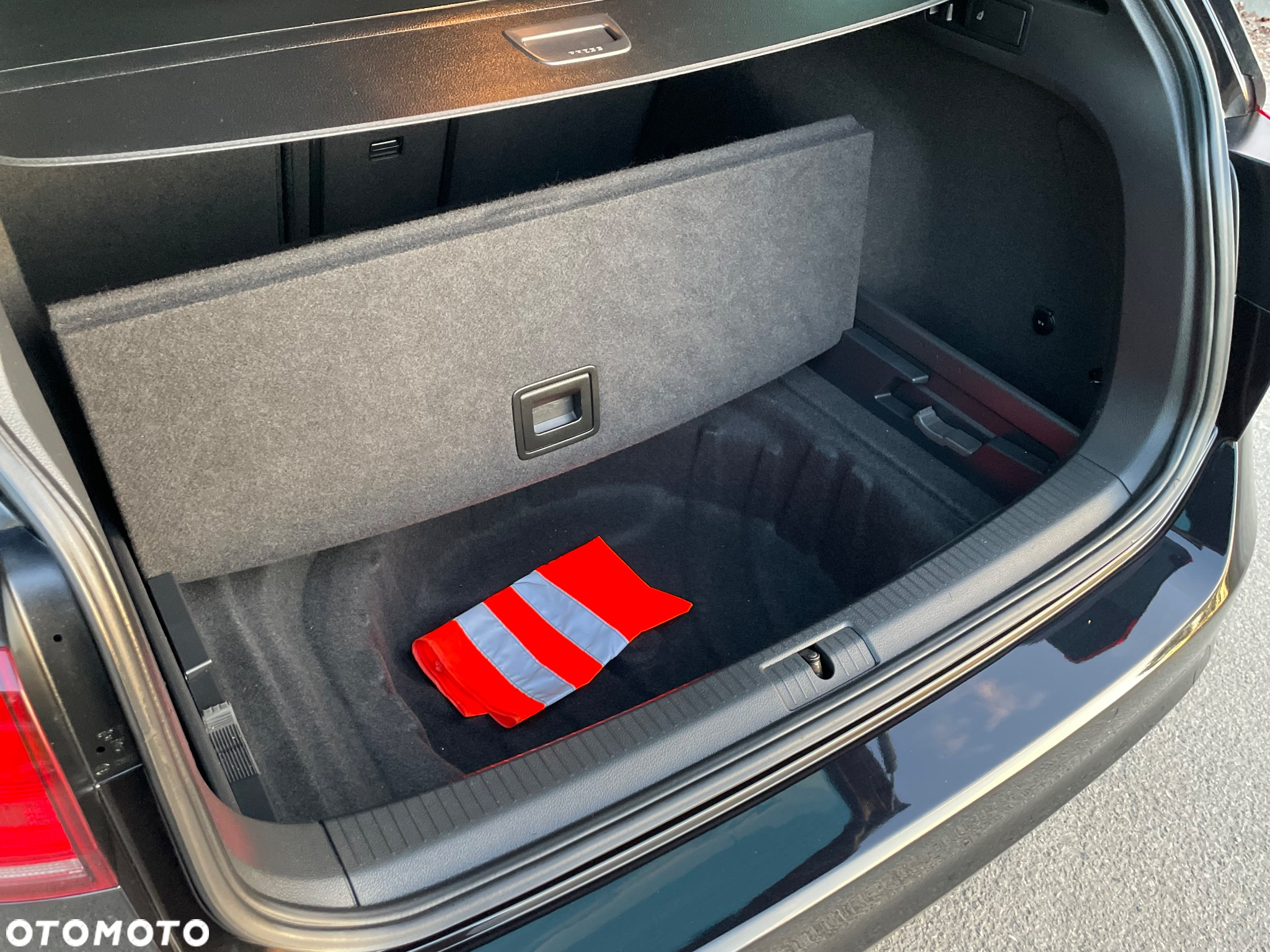 Volkswagen Golf Variant 1.6 TDI 4Motion BlueMotion Technology Cup - 24