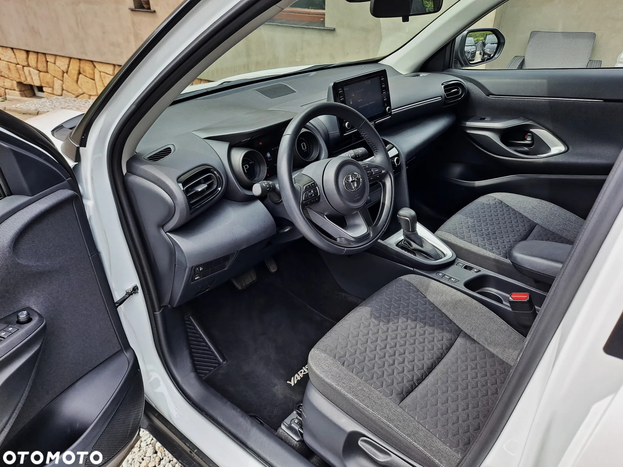 Toyota Yaris Cross Hybrid 1.5 Comfort - 15