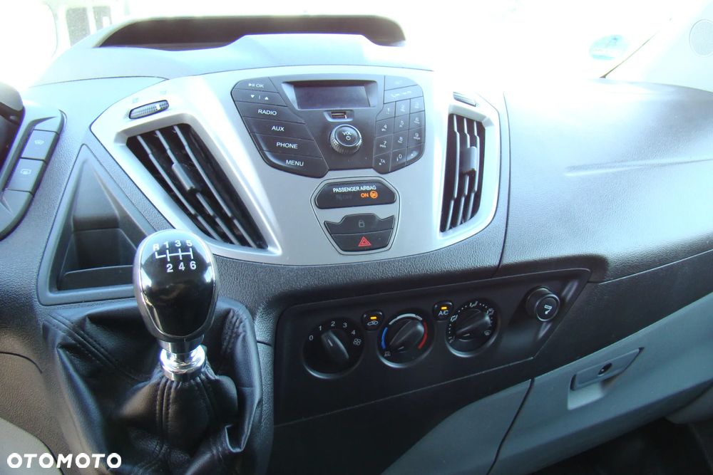 Ford Transit Custom - 11