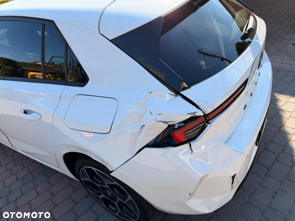 Opel Astra 1.6 T Plug-in Hybrid GS - 17