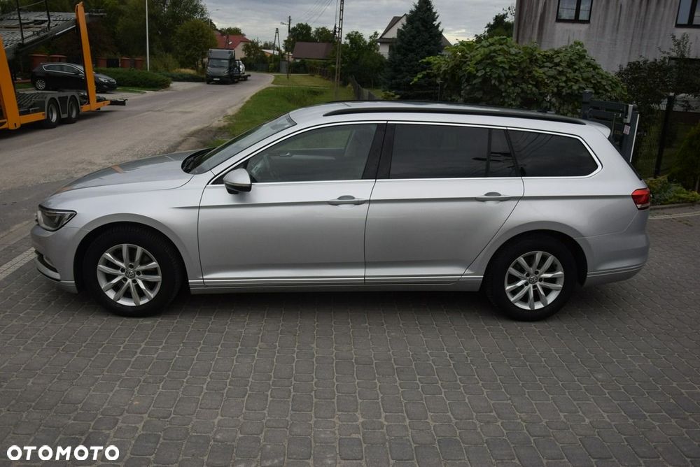 Volkswagen Passat - 8