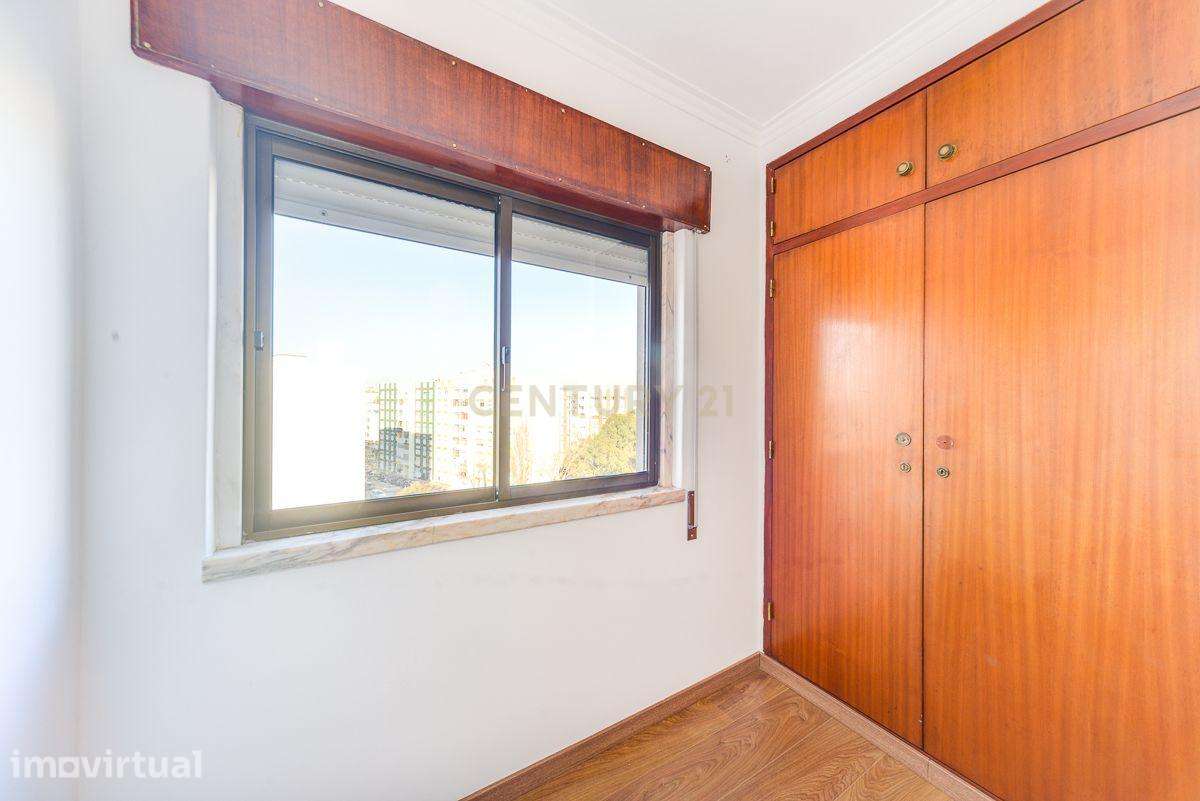 Apartamento T2 com 75 m², situado numa zona central e muito procurada - Grande imagem: 5/19