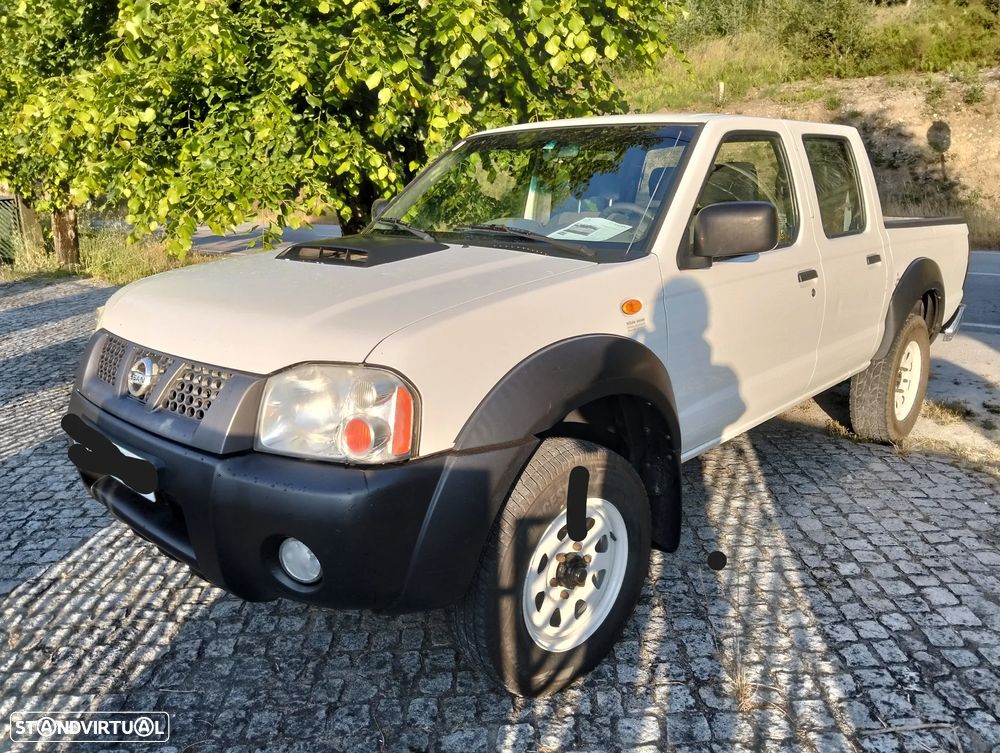 Nissan Navara 2.5 dCi CD FE 4WD - 11