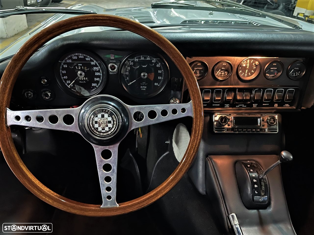 Jaguar E-Type - 7