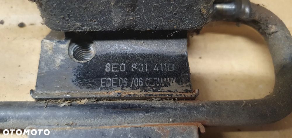 Zawias zawiasy drzwi lewy przód para Audi A6 C6 8E0831411B - 5