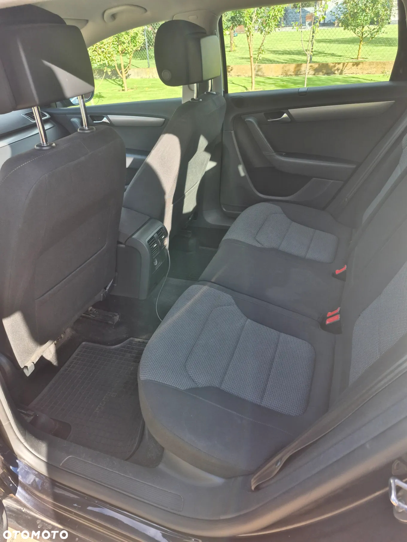 Volkswagen Passat 2.0 TDI Comfortline - 10