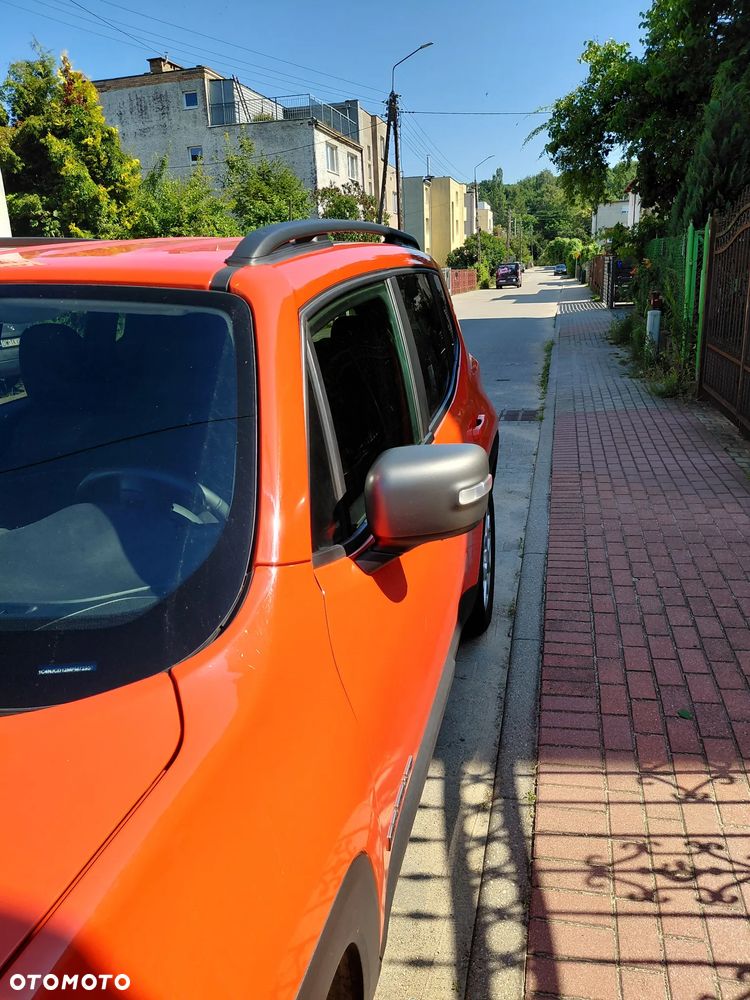 Jeep Renegade 1.3 GSE T4 Turbo Limited FWD S&S - 3