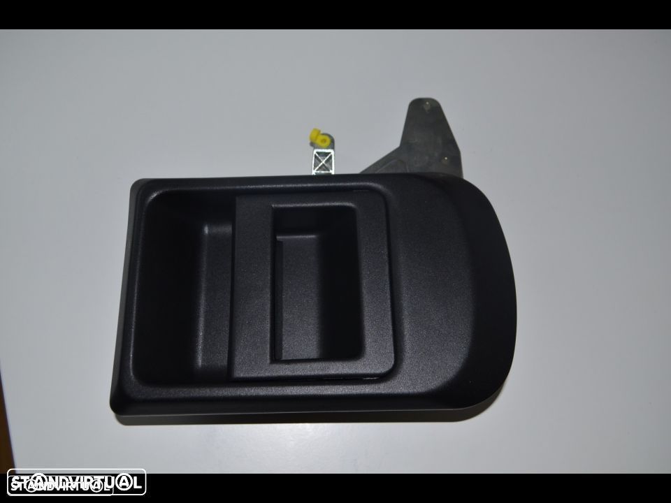 puxador porta lateral iveco daily 2000-2012(novo) - 1
