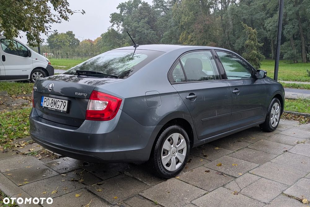 Skoda RAPID 1.2 TSI Ambition - 2