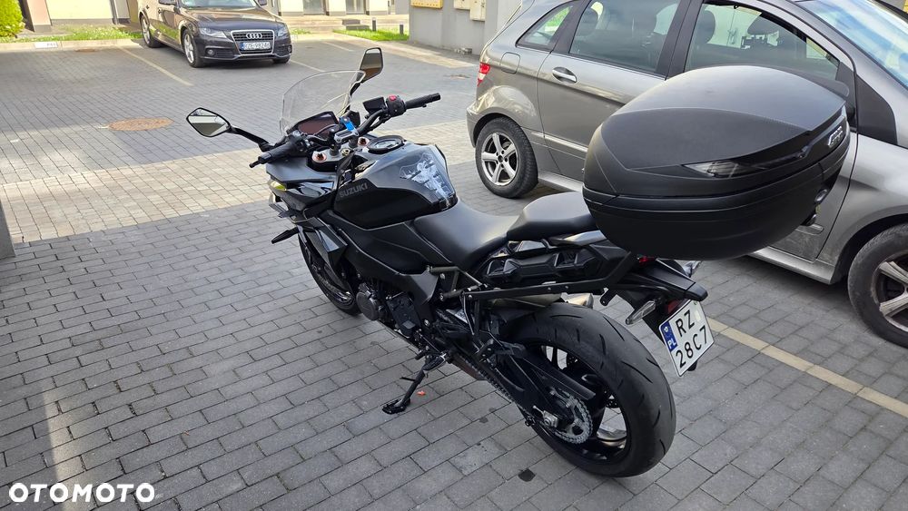 Suzuki GSX 1000 - 8