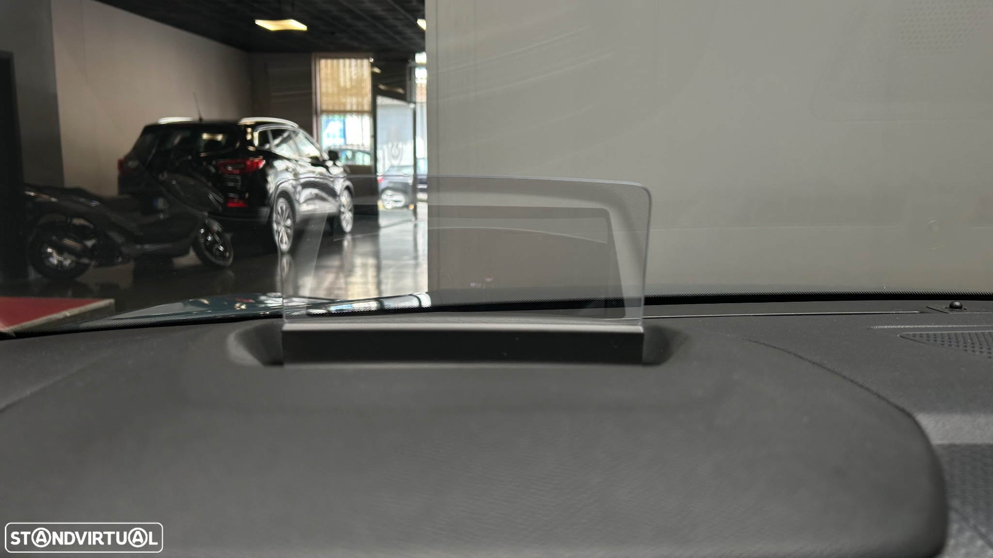 Citroën C4 1.2 PureTech Shine Pack EAT8 - 13