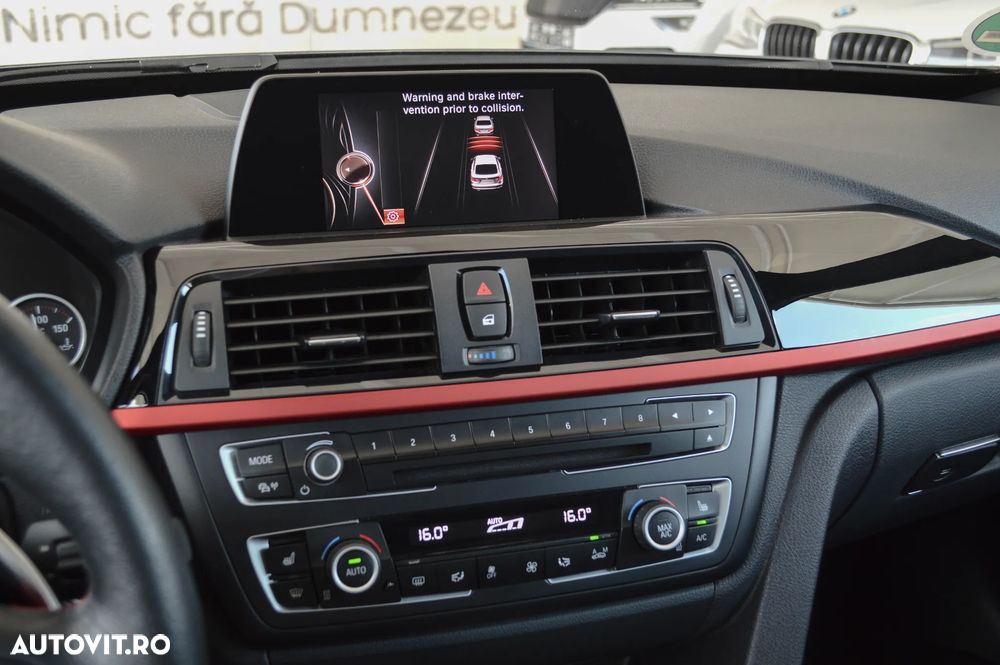 BMW Seria 3 320d Aut. Sport Line - 21