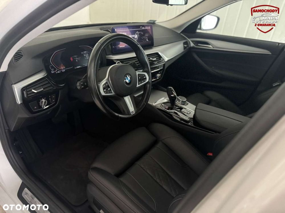 BMW Seria 5 520d xDrive Business Edition - 26