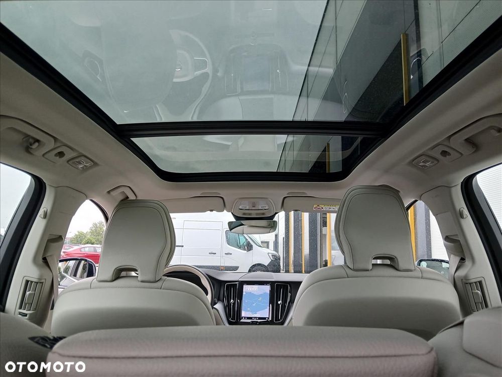 Volvo XC 60 T6 Plug-In Hybrid AWD Inscription - 15