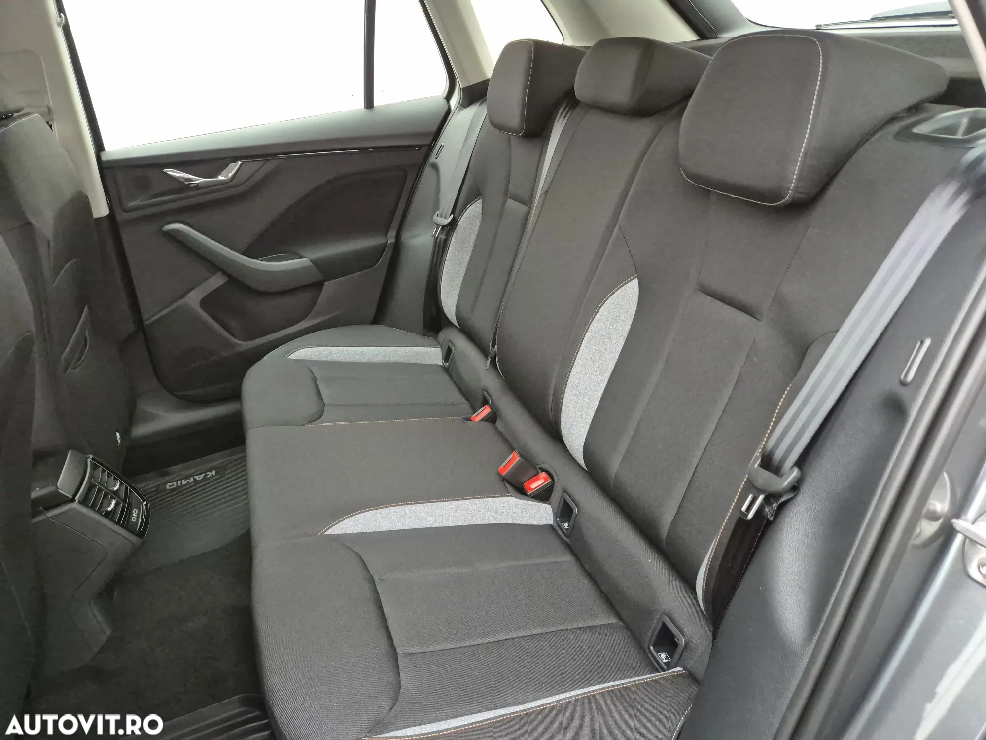 Skoda Kamiq 1.0 TSI Selection - 12