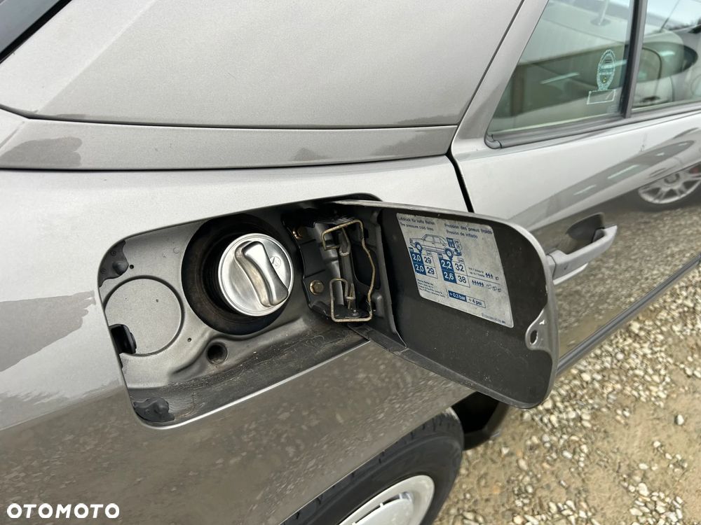 Mercedes-Benz W124 (1984-1993) - 23