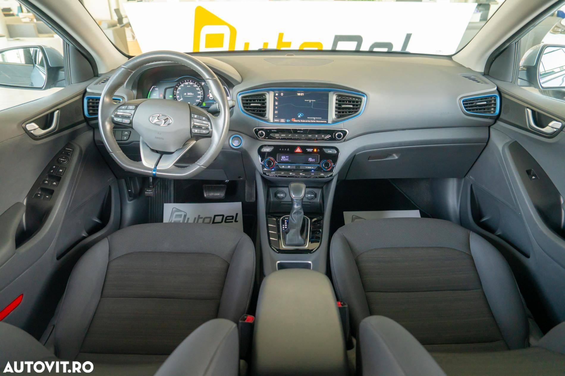 Hyundai IONIQ - 16
