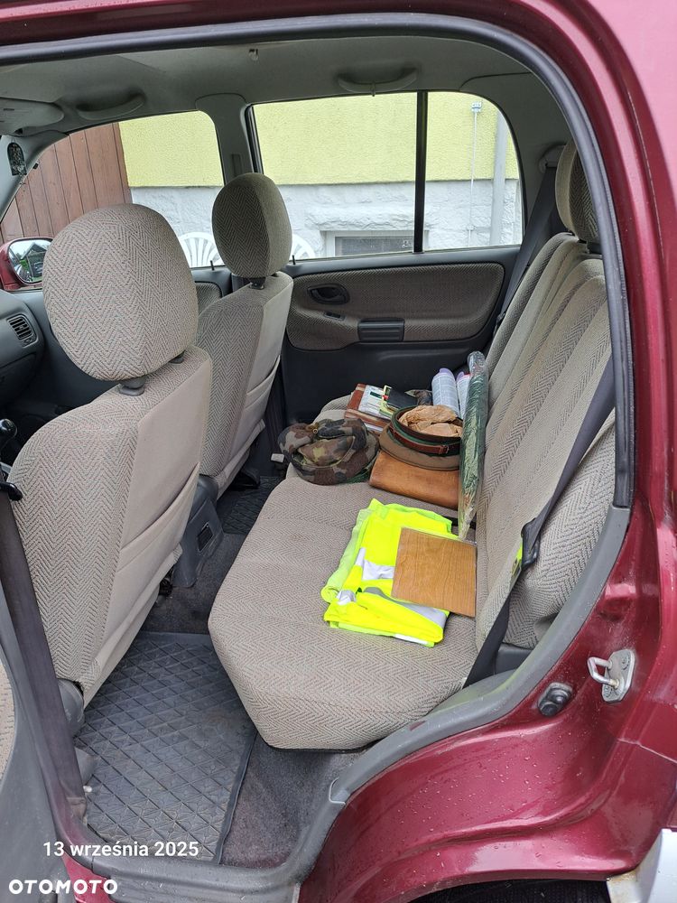 Suzuki Grand Vitara 2.0 TD - 8