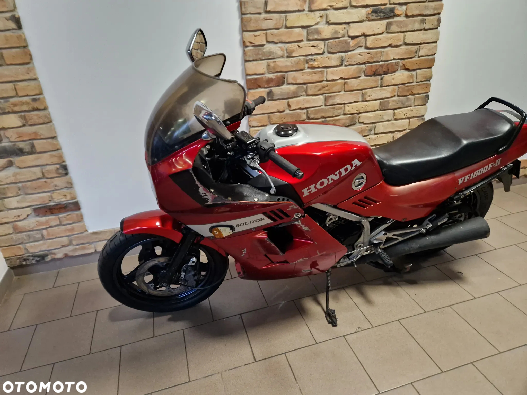 Honda VF - 7